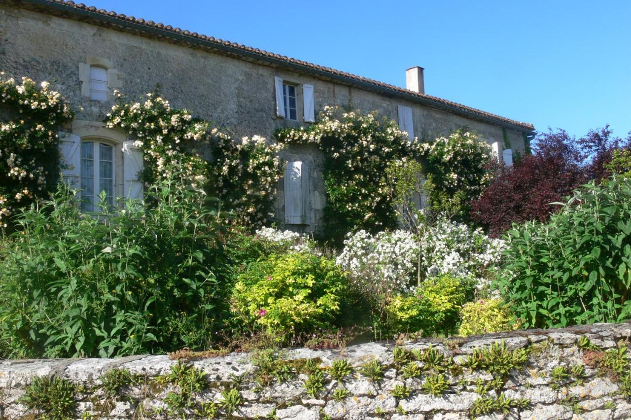 La Maisou-Pastel Et Fleur Serignac  Exterior photo
