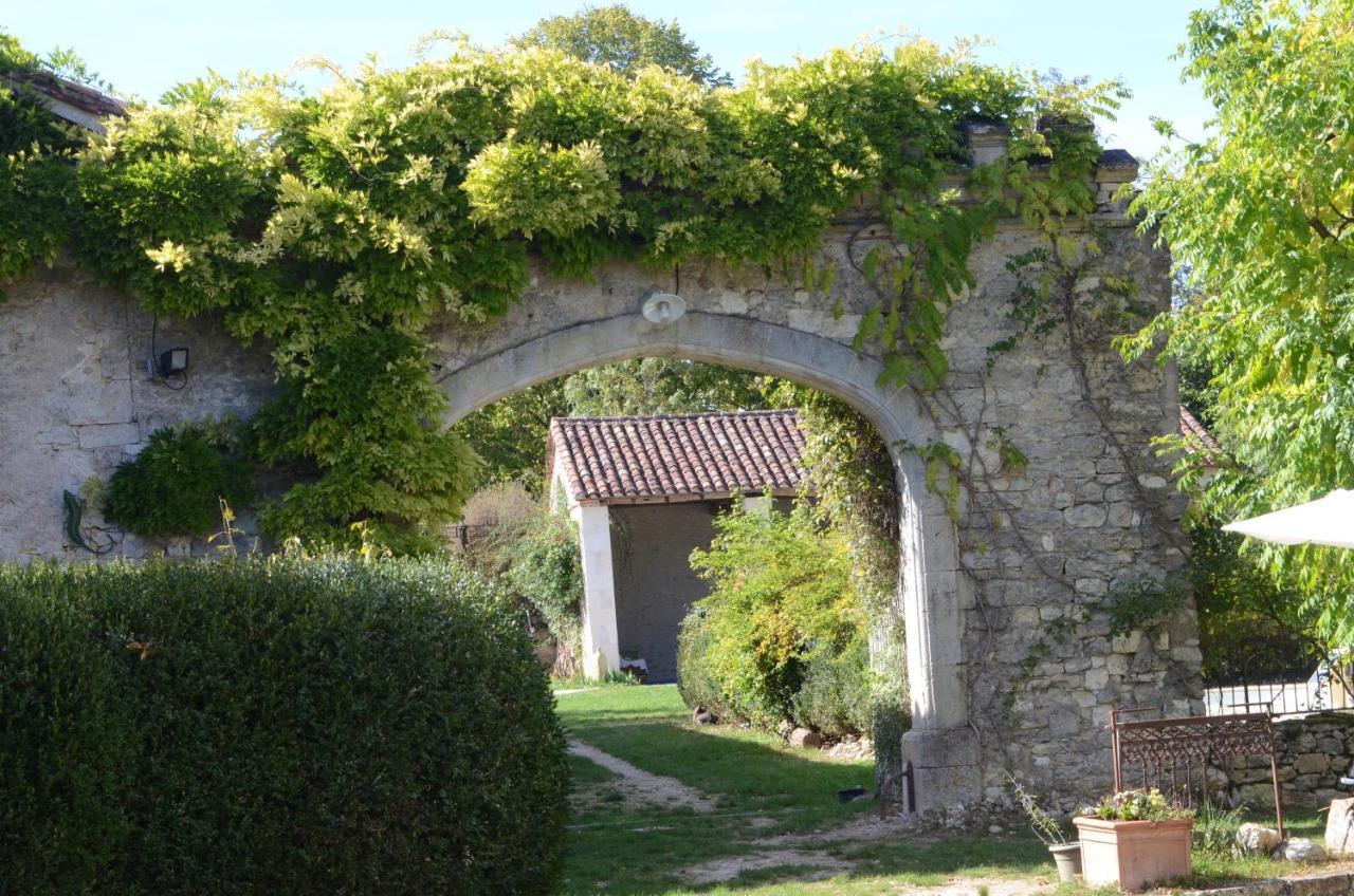 La Maisou-Pastel Et Fleur Serignac  Exterior photo
